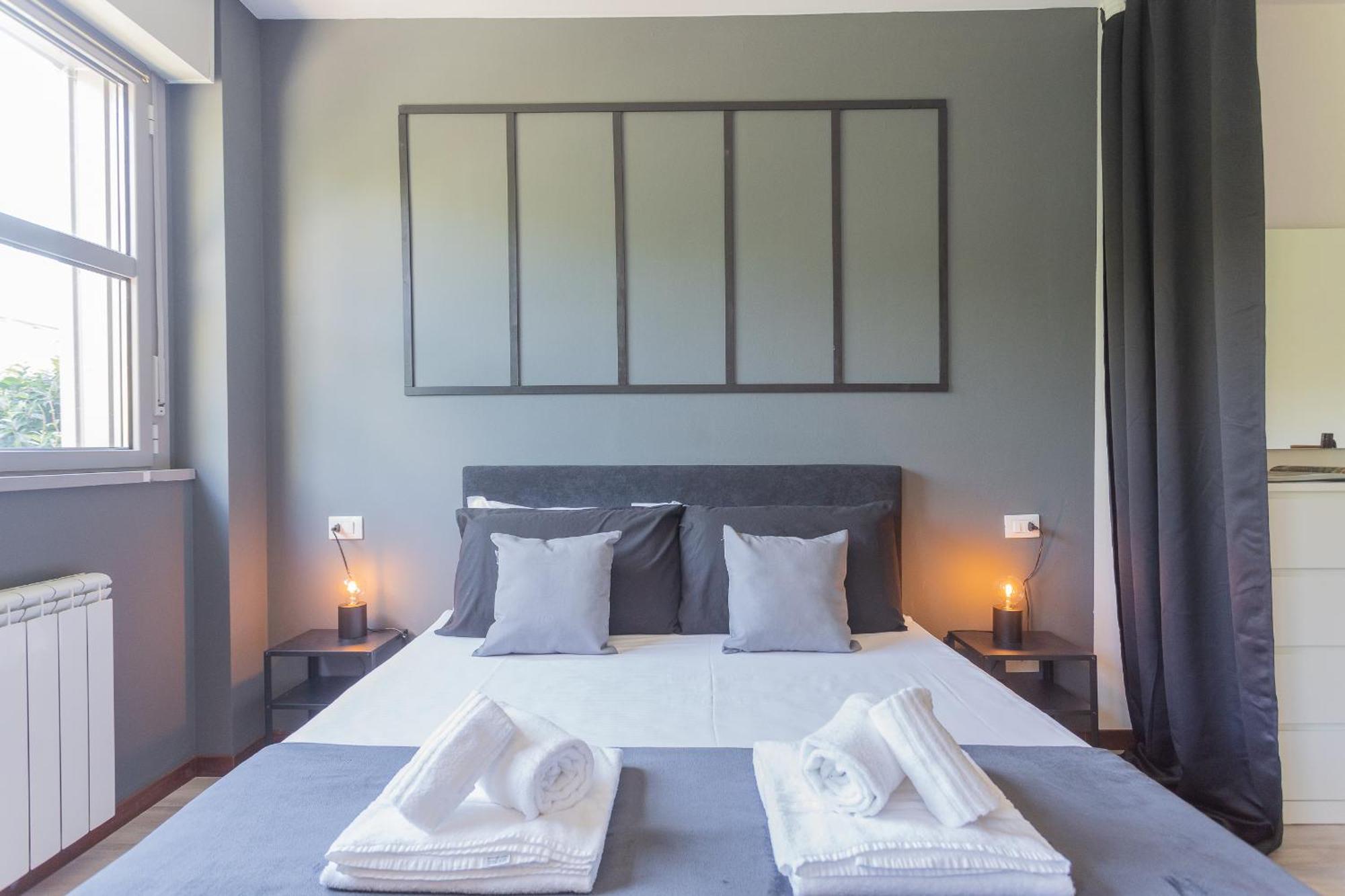 Black Loft Como By Rent All Como Bagian luar foto