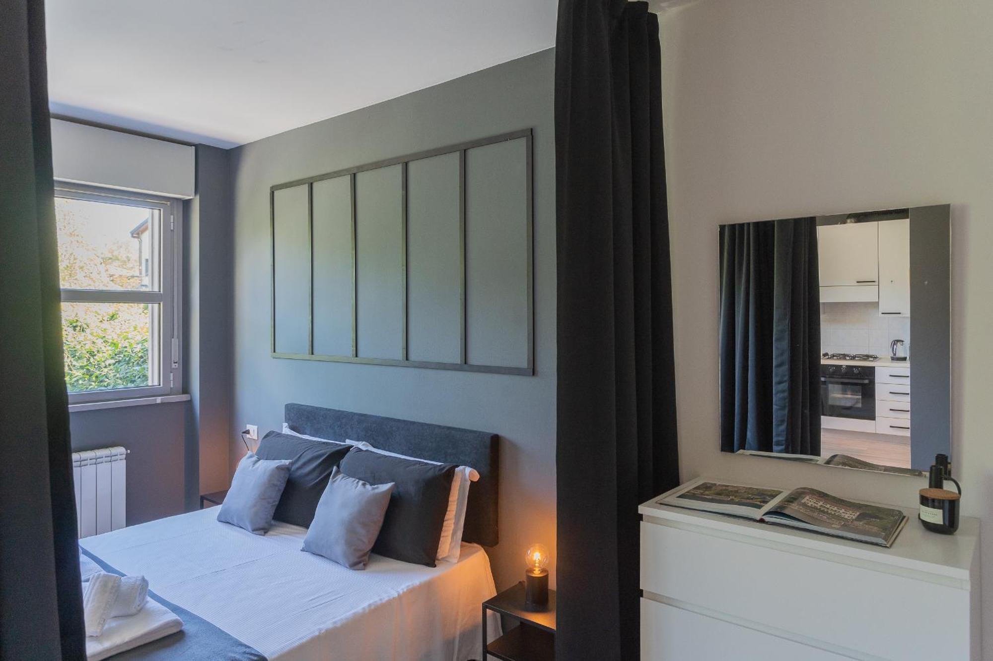 Black Loft Como By Rent All Como Bagian luar foto