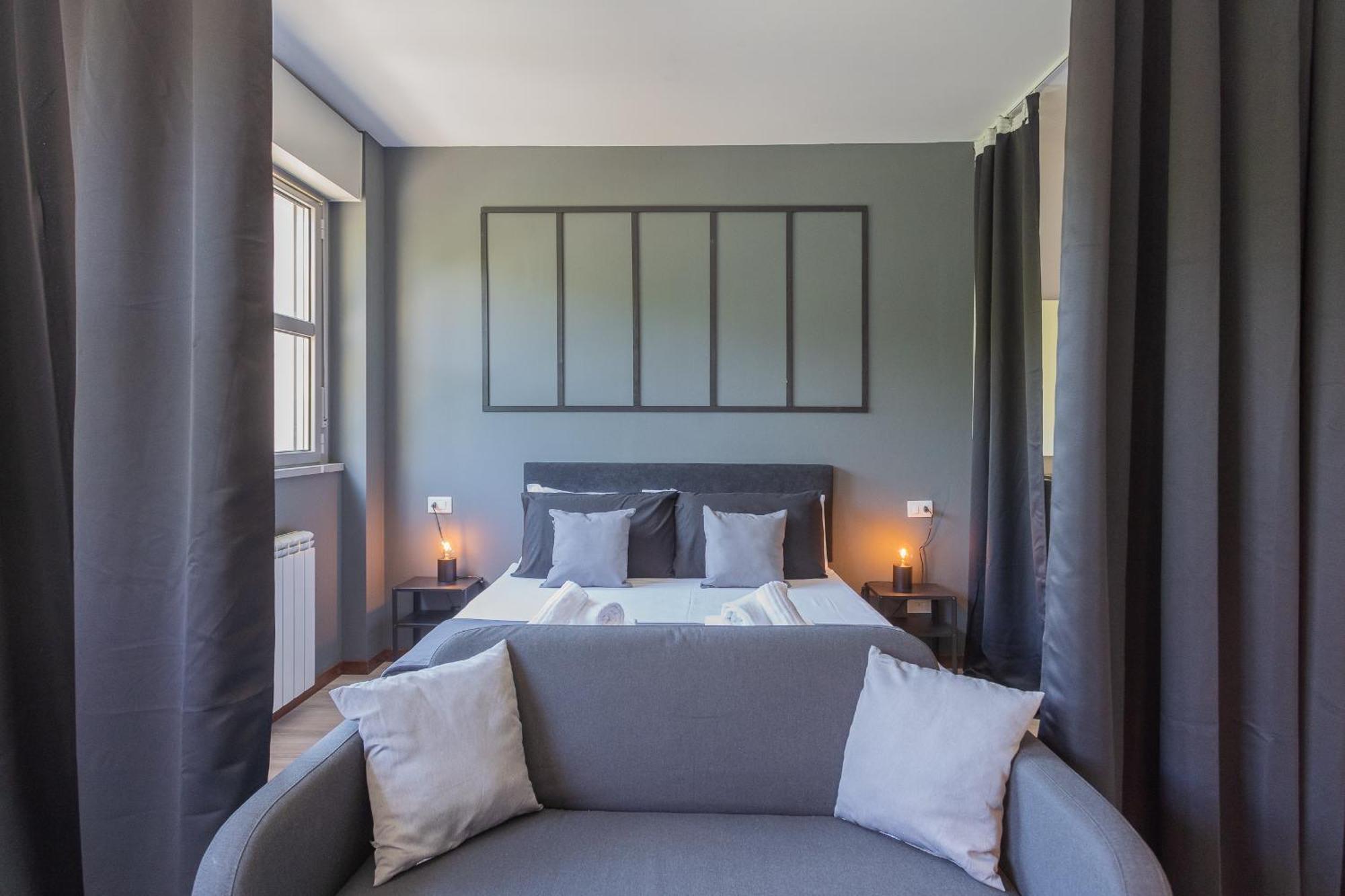 Black Loft Como By Rent All Como Bagian luar foto
